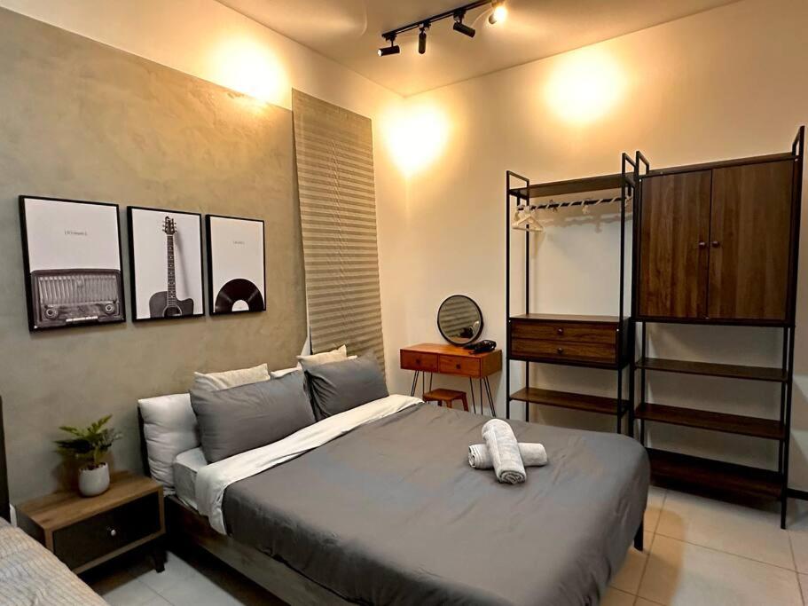 Urban Seaview with Infinity Pool, Luxury Modern Stylish 7pax 3Bedroom 3Queen photo 6
