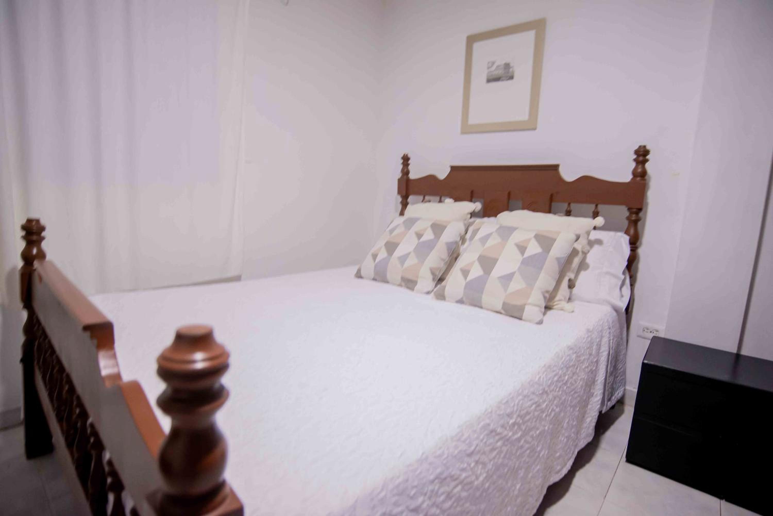Casa Nora casa amplia con aire acondicionado para familias y grupos WiFi y parking cubierto