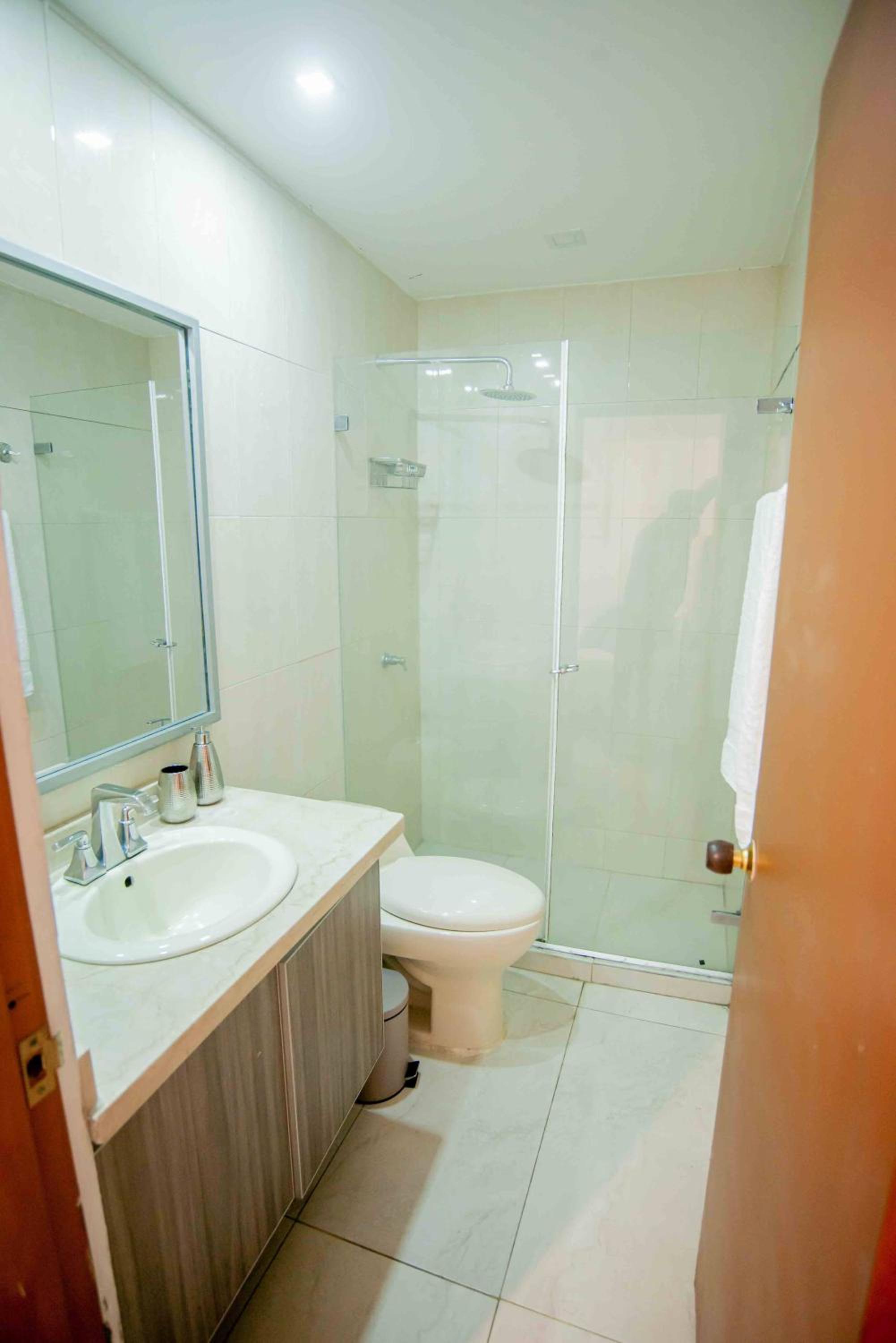 Casa Nora casa amplia con aire acondicionado para familias y grupos WiFi y parking cubierto