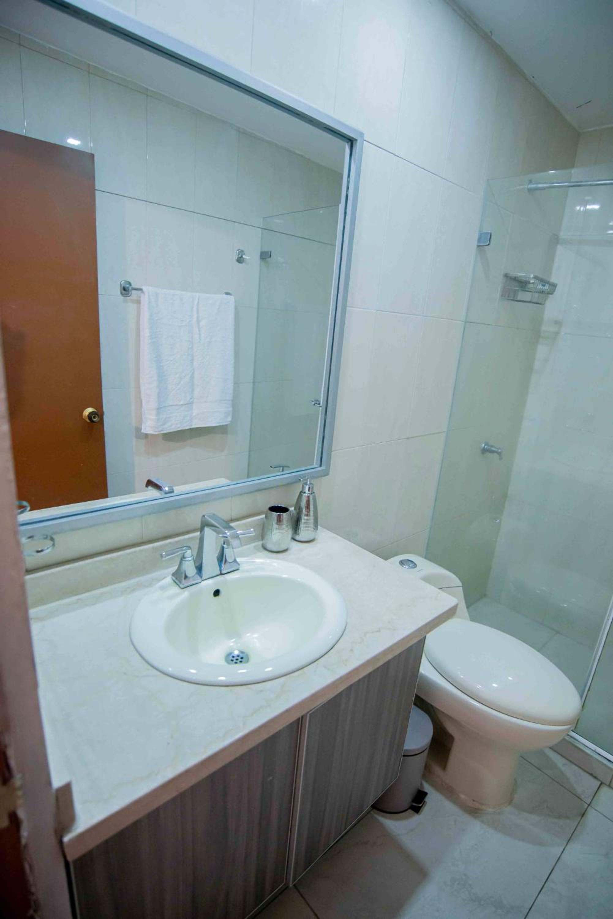 Casa Nora casa amplia con aire acondicionado para familias y grupos WiFi y parking cubierto