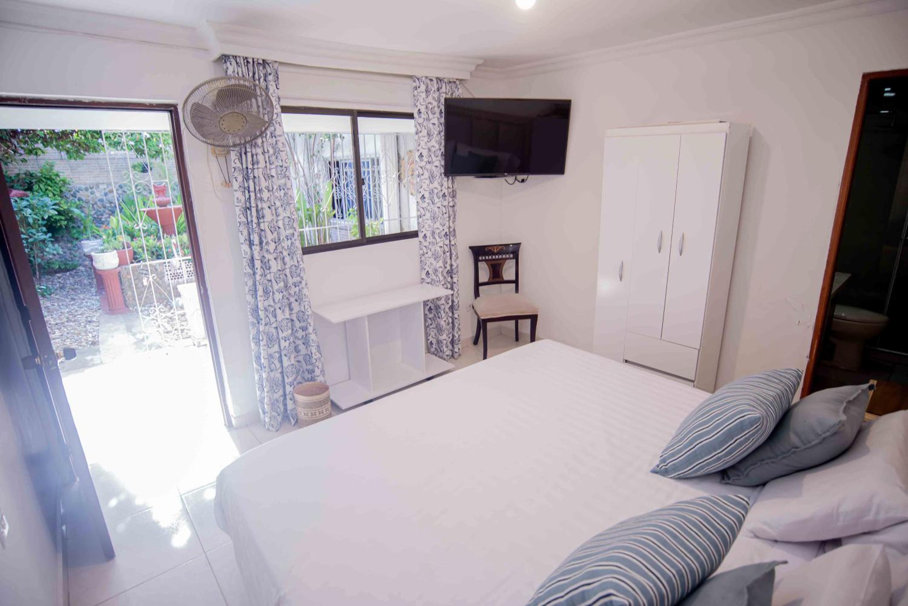 Casa Nora casa amplia con aire acondicionado para familias y grupos WiFi y parking cubierto