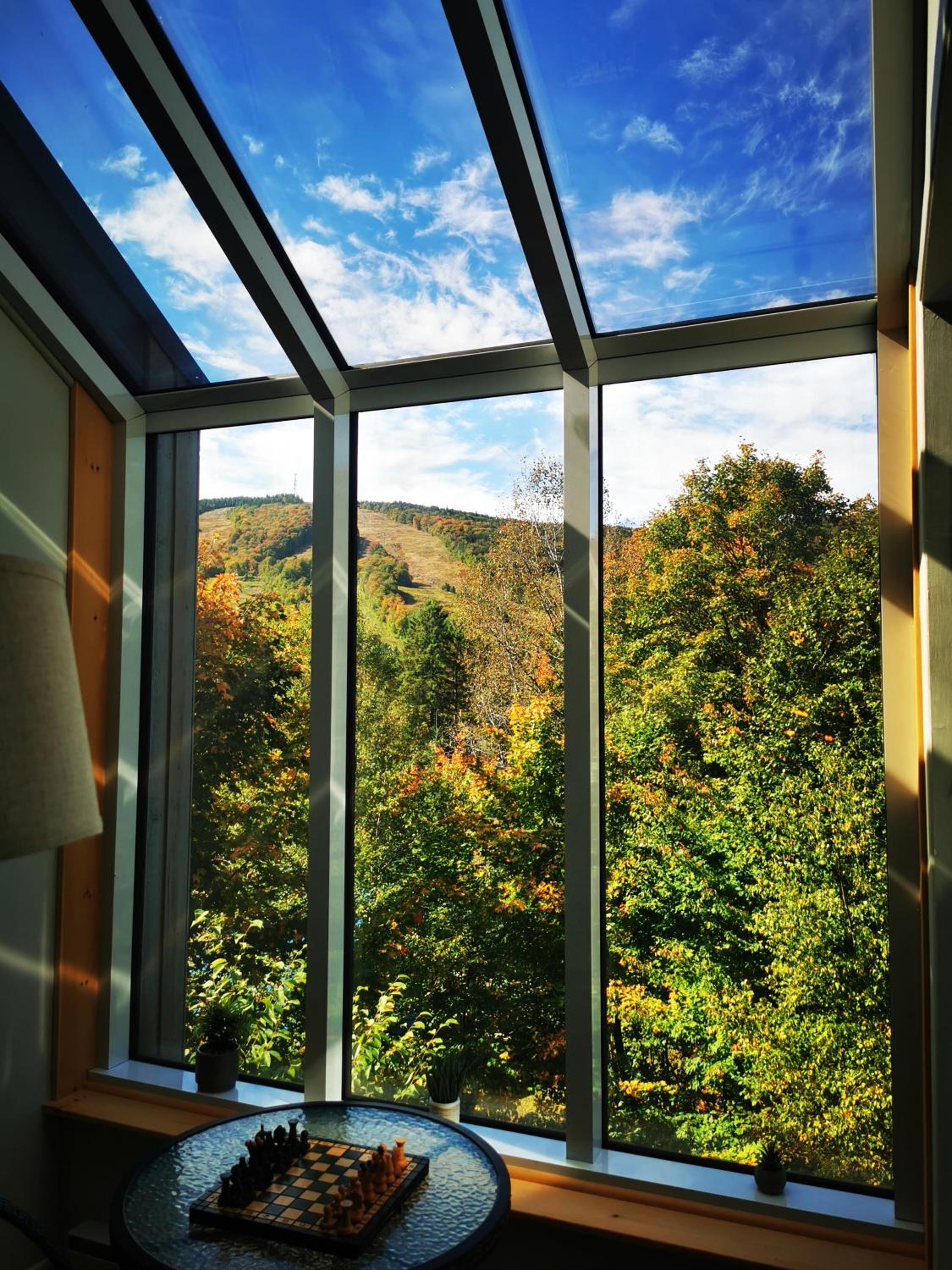 Condo sur 2 niveaux avec magnifique vue sur la montagne