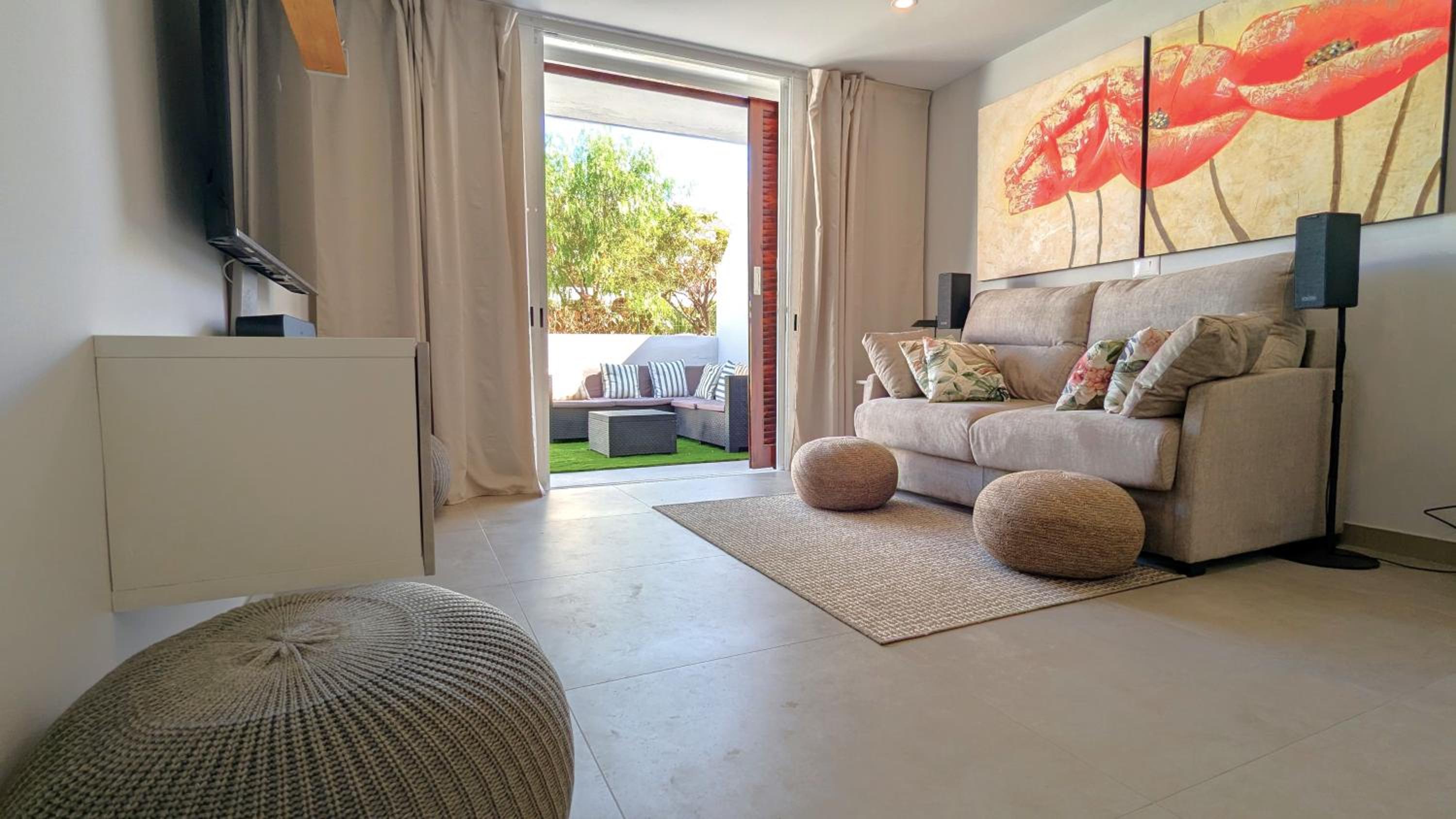 Hotel Pool level flat in Parque Santiago 1 - Image 1