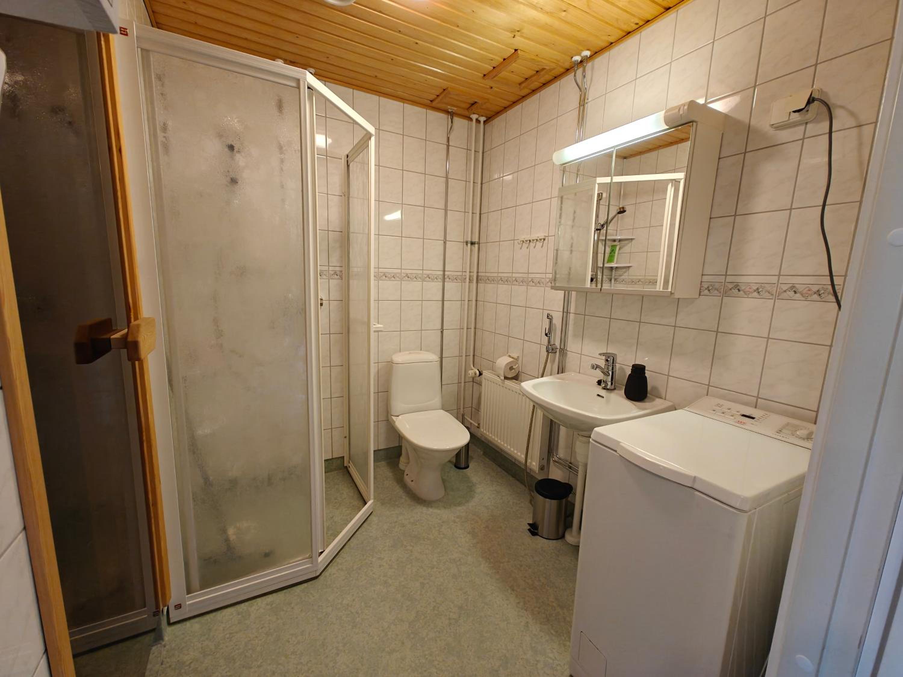 Photo 8