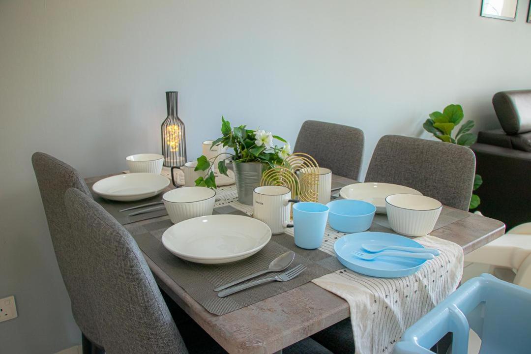 Mosaic Residence Mid Valley South Key BY R9 Homestay