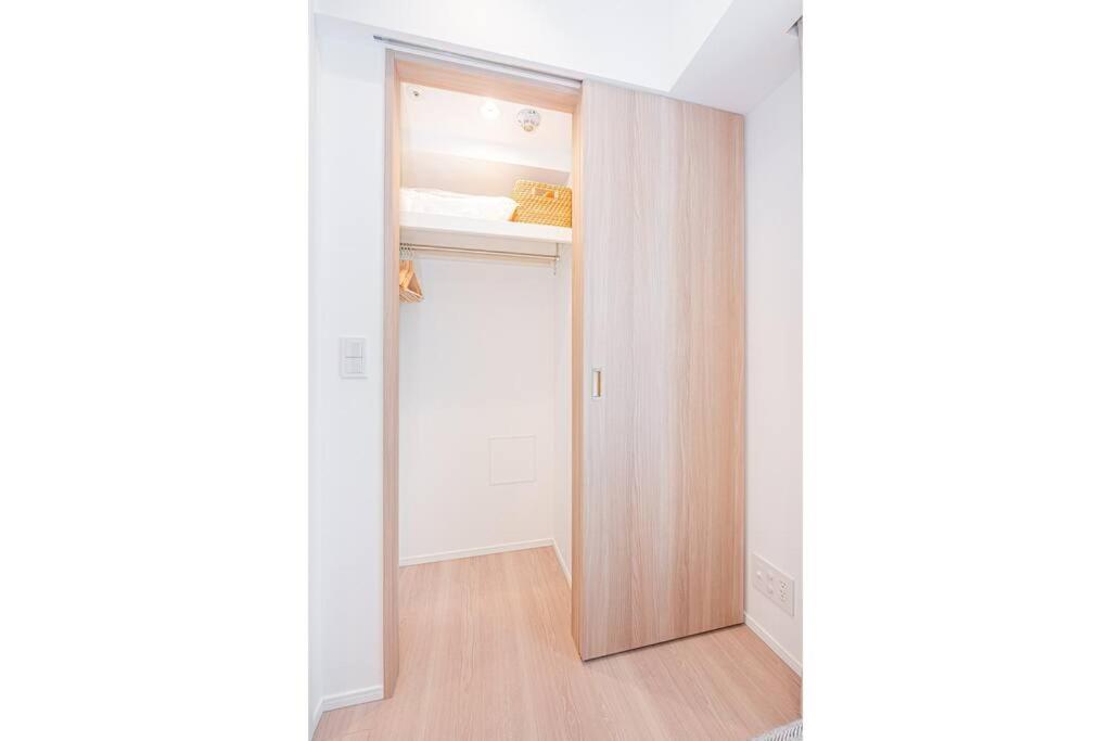 Rare Find Apartment 1201 in Nishiazabu Roppongi