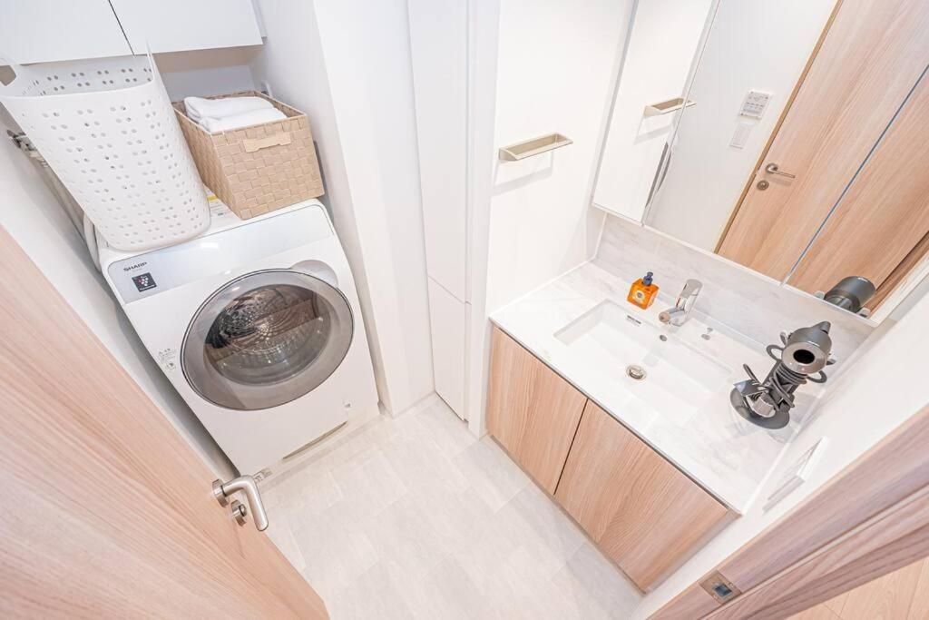 Rare Find Apartment 1201 in Nishiazabu Roppongi