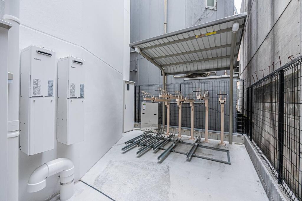 Rare Find Apartment 1201 in Nishiazabu Roppongi