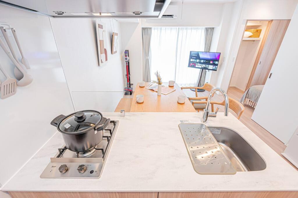 Rare Find Apartment 1201 in Nishiazabu Roppongi