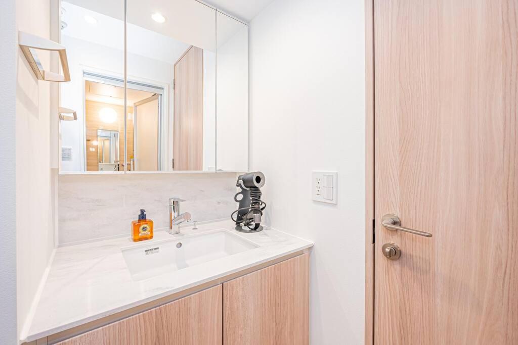 Rare Find Apartment 1201 in Nishiazabu Roppongi