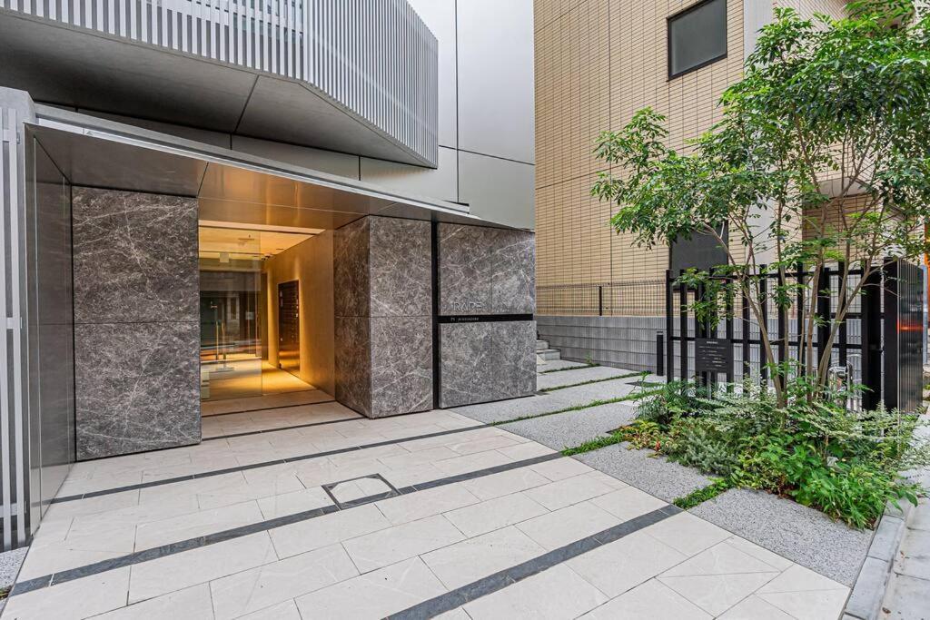 Rare Find Apartment 1201 in Nishiazabu Roppongi