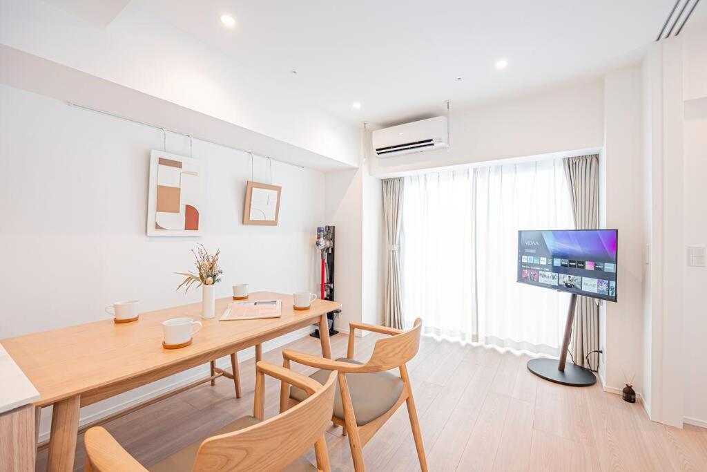 Rare Find Apartment 1201 in Nishiazabu Roppongi