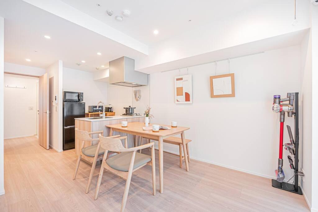 Rare Find Apartment 1201 in Nishiazabu Roppongi