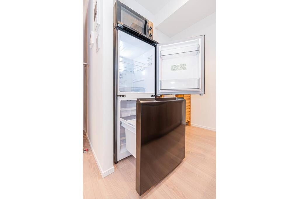 Rare Find Apartment 1201 in Nishiazabu Roppongi
