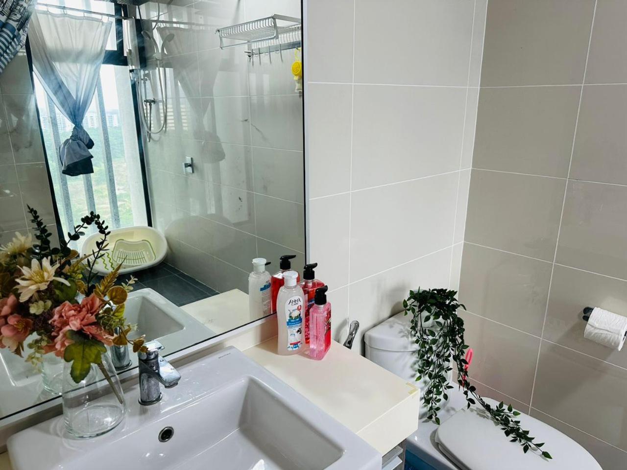 Mosaic Residence Mid Valley South Key BY R9 Homestay