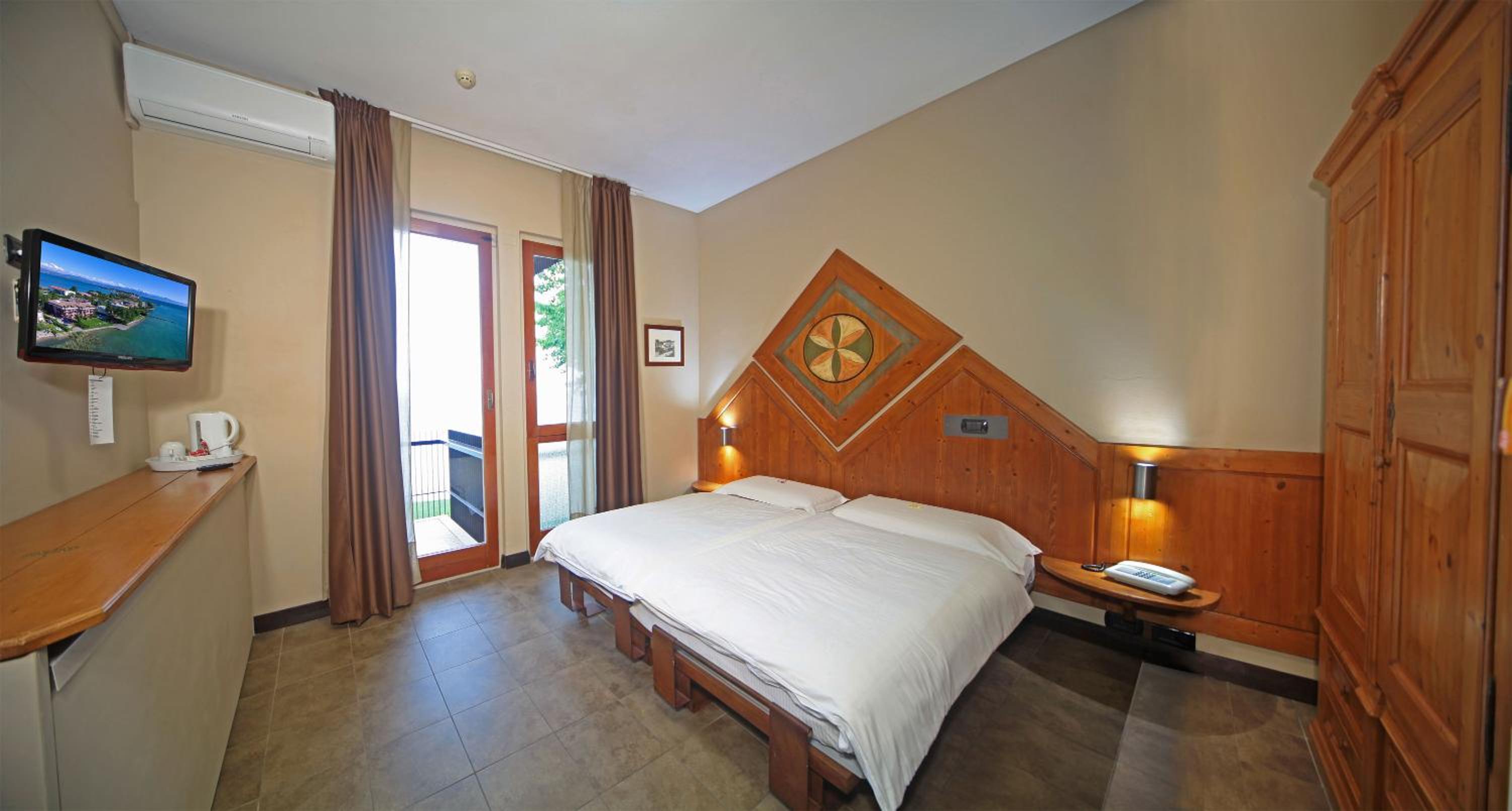 Smeraldo apartments