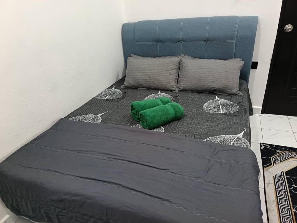IRDINA GUESTHOUSE