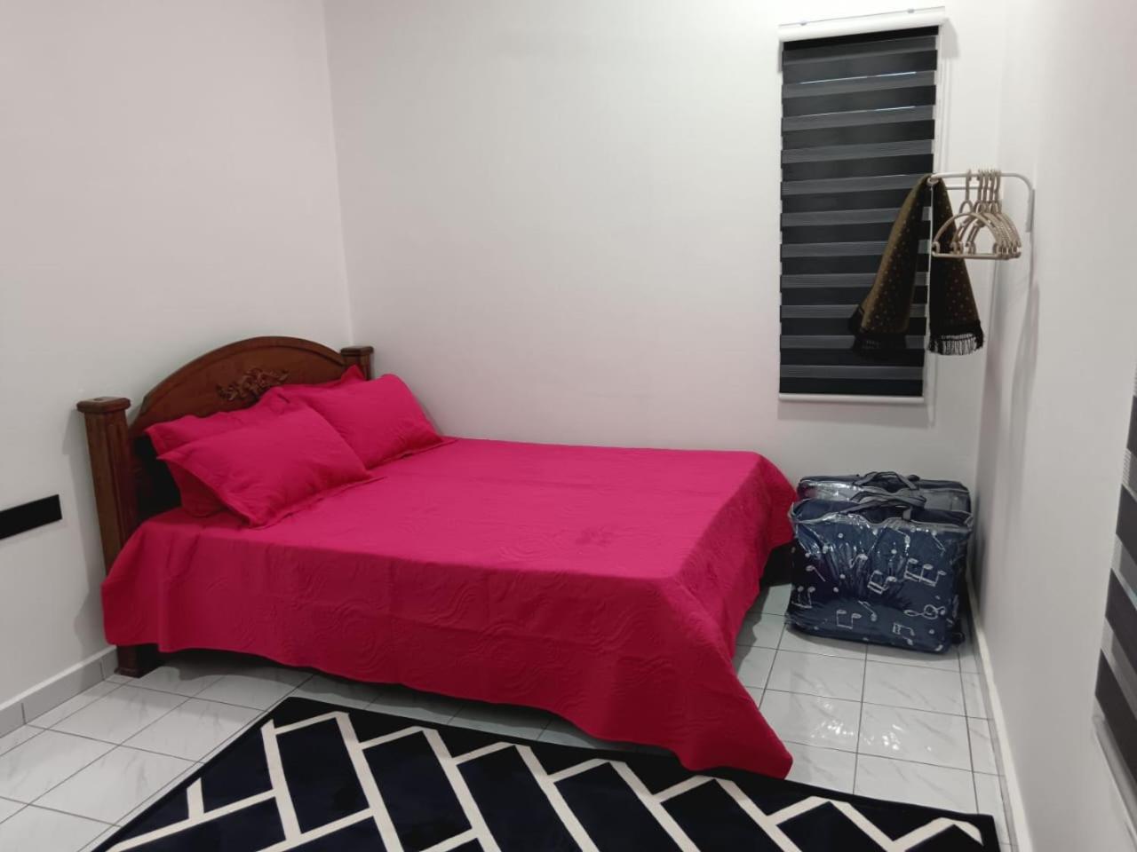 IRDINA GUESTHOUSE