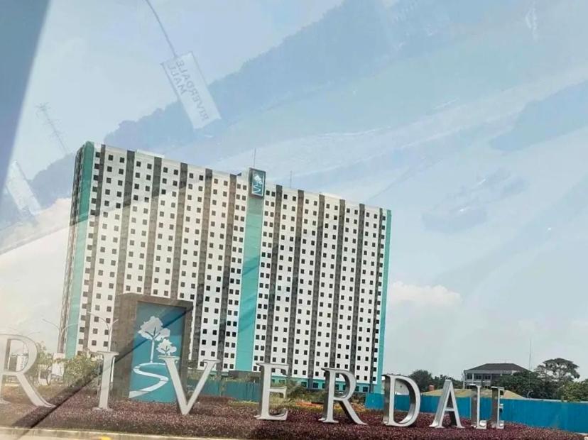 Apartemen Riverdale cikarang by rendiroom