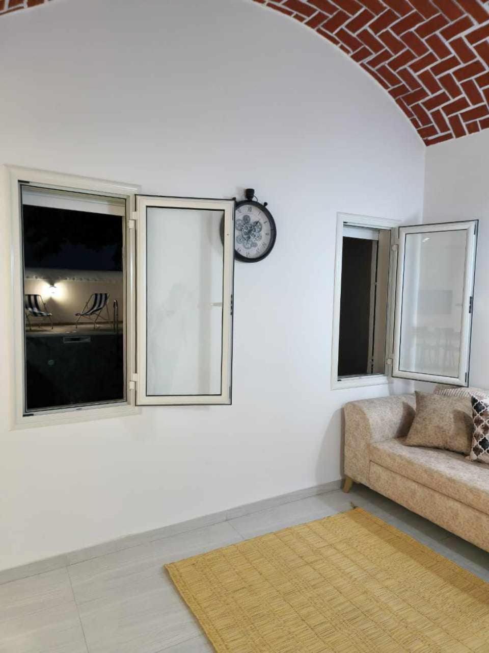Photo 29