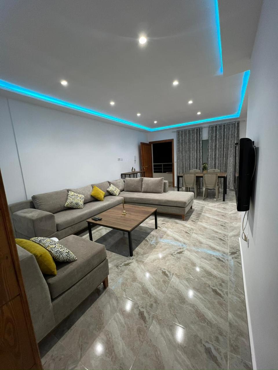 Adem RH2 view 2