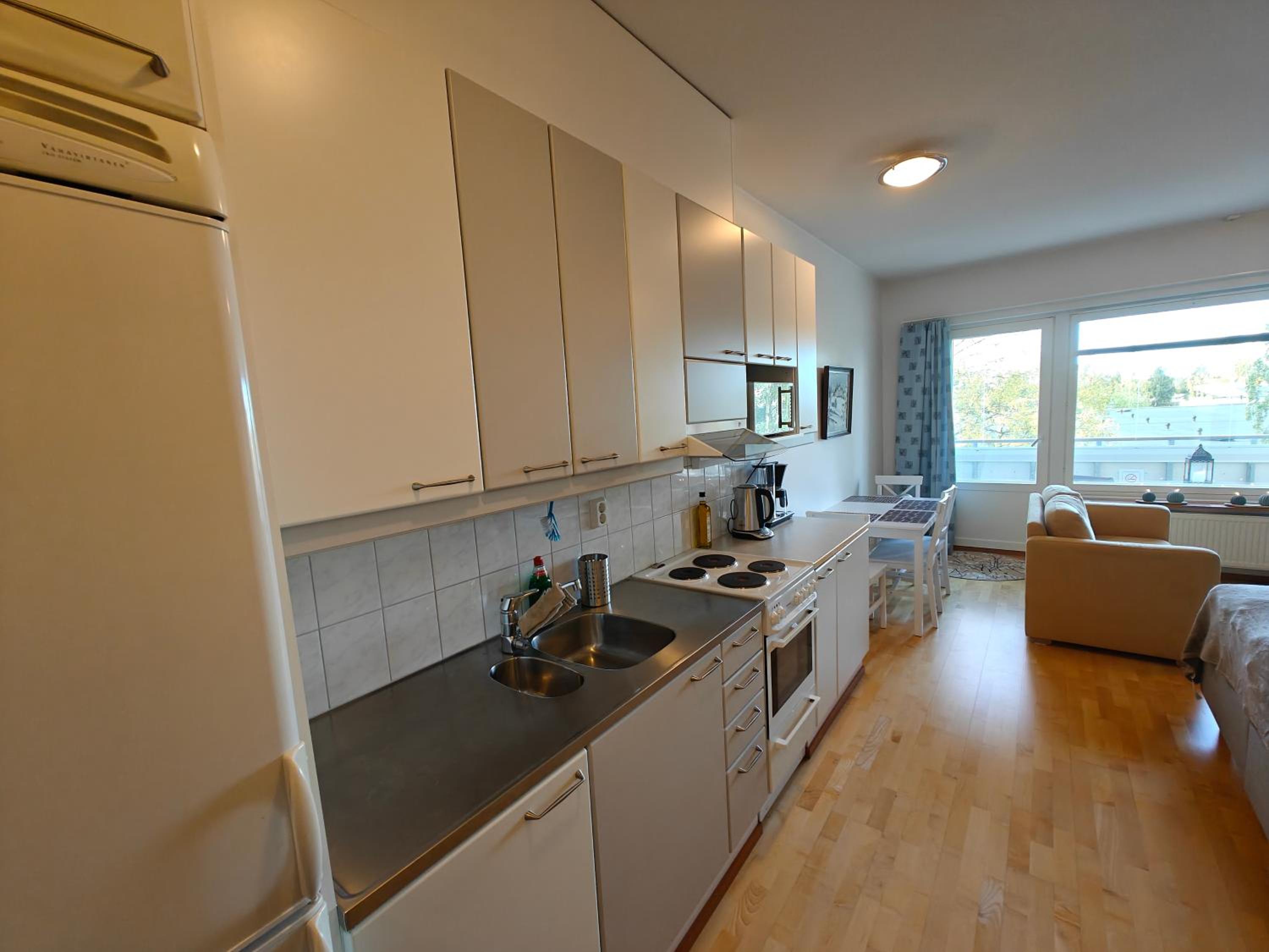 Lil Haven Cozy Studio with Sauna, Glassed Balcony and Free Parking view 3