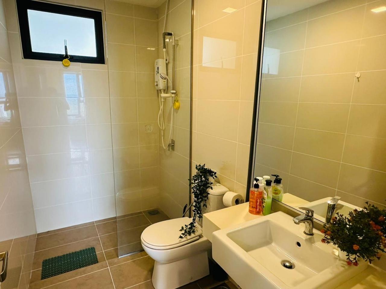 Mosaic Residence Mid Valley South Key BY R9 Homestay