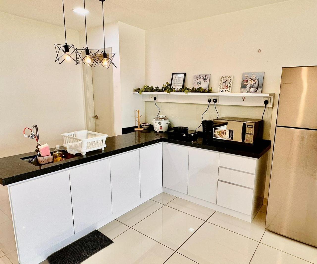 Mosaic Residence Mid Valley South Key BY R9 Homestay