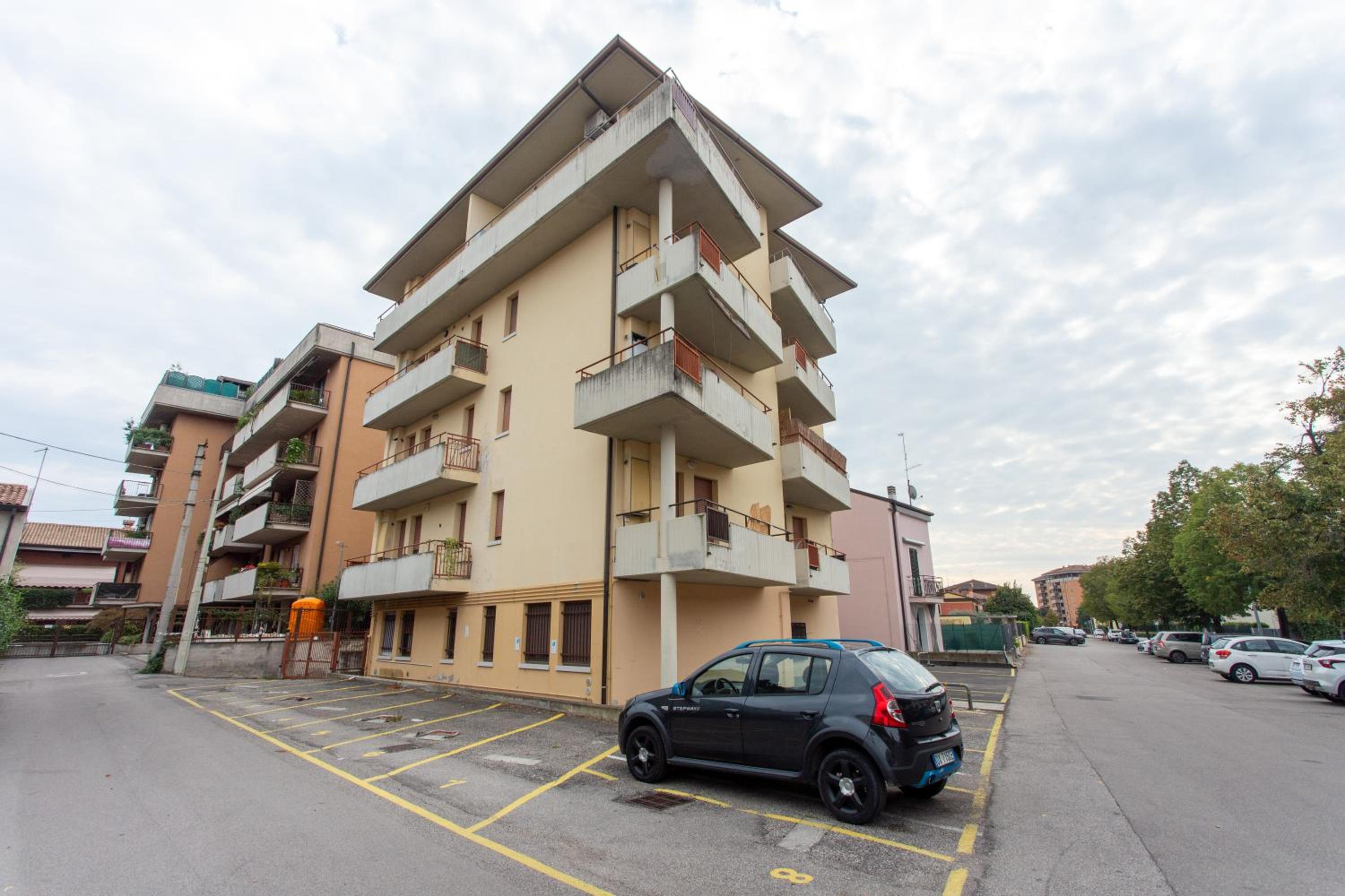 Harmonie House