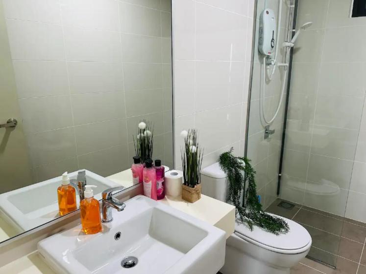Mosaic Residence Mid Valley South Key BY R9 Homestay