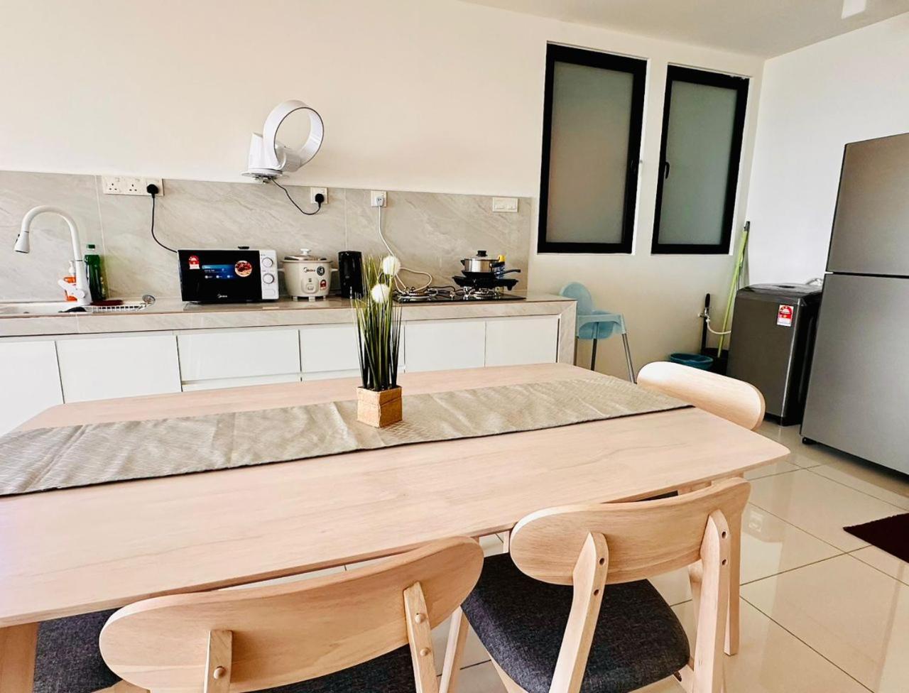 Mosaic Residence Mid Valley South Key BY R9 Homestay