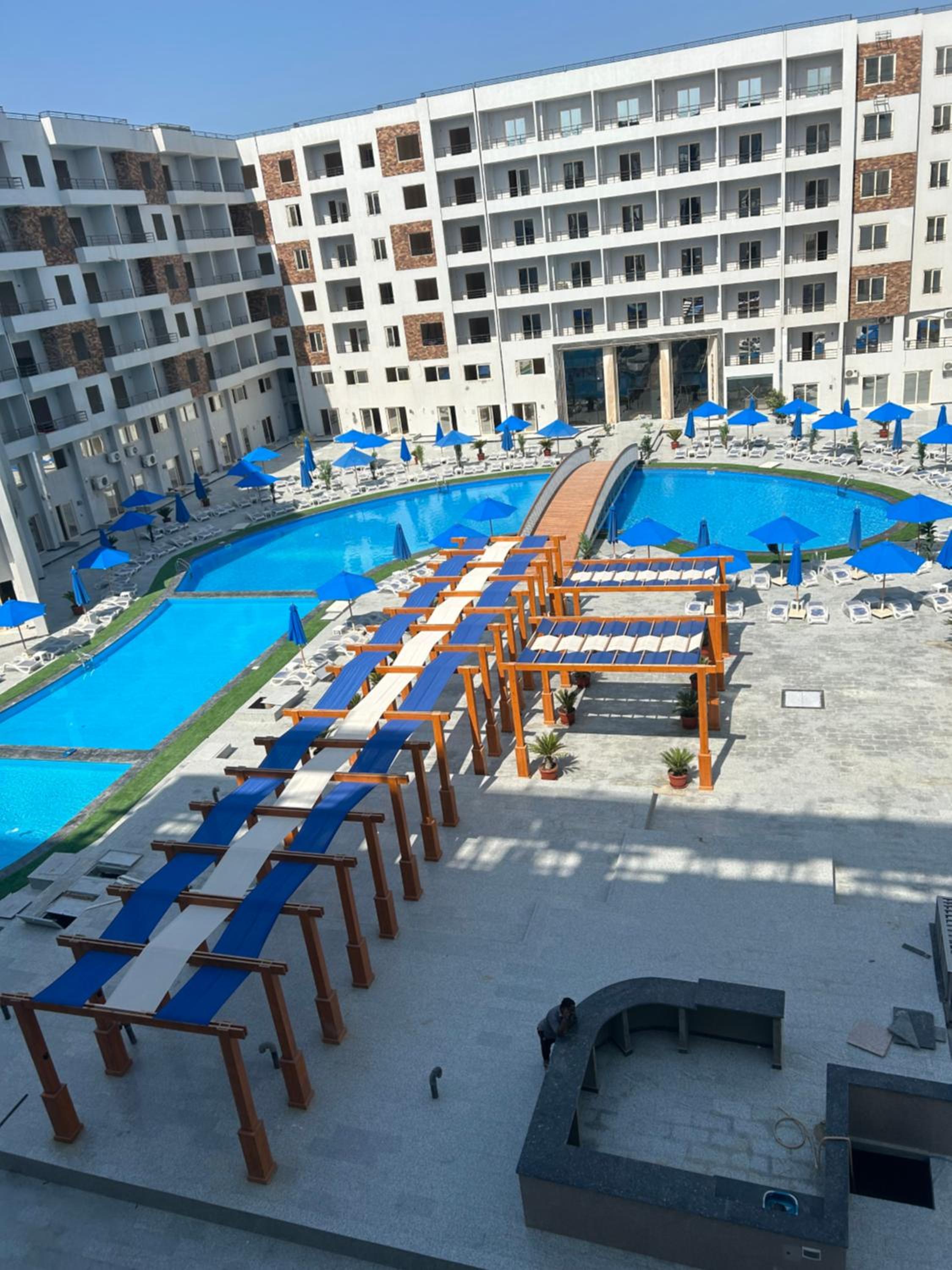 Tiba gollden resort
