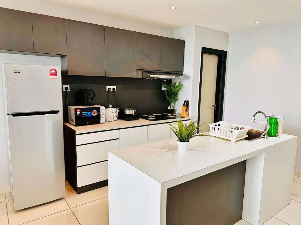 Mosaic Residence Mid Valley South Key BY R9 Homestay