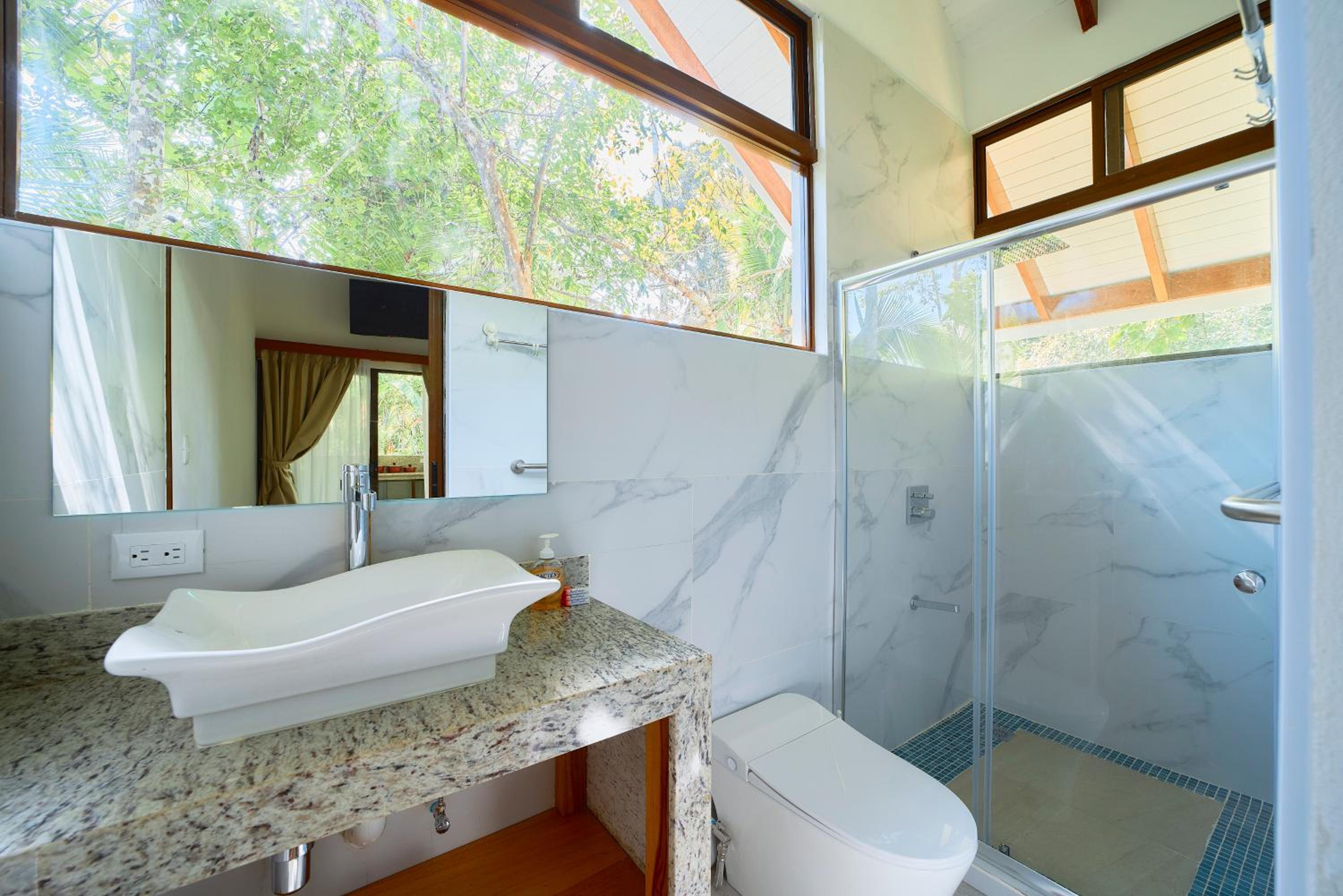Casa Coki - Modern Villa Pool Steps From the Beach