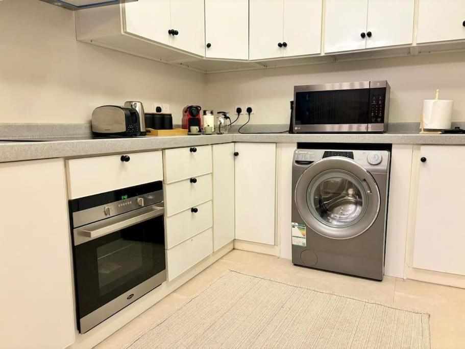 Brand New Al-Malqa Apartment La Gloria 05