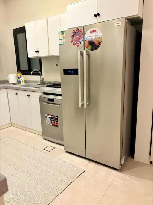 Brand New Al-Malqa Apartment La Gloria 05