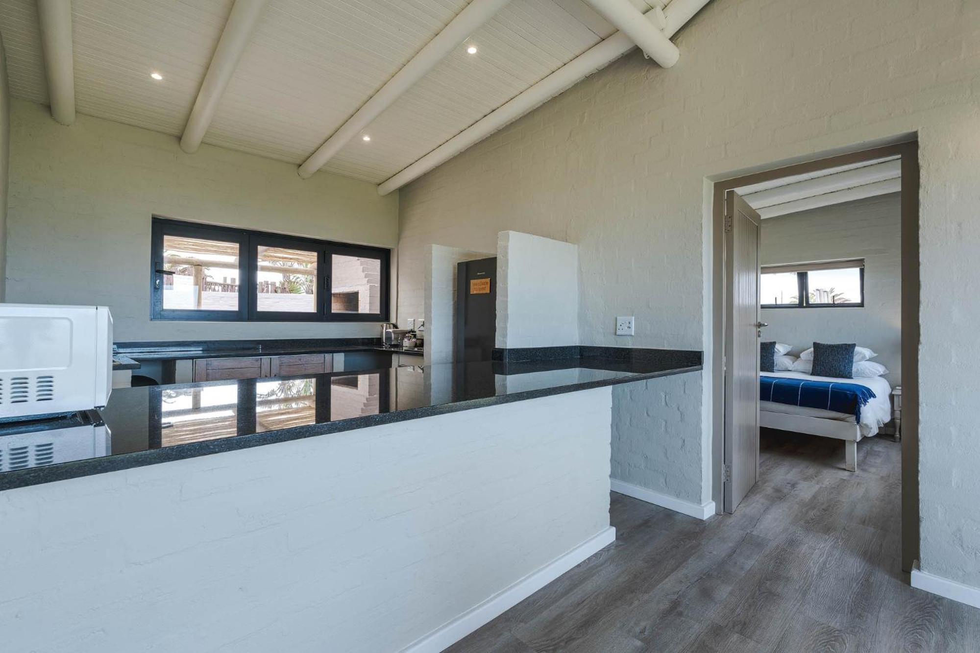 Blue Bay Lodge