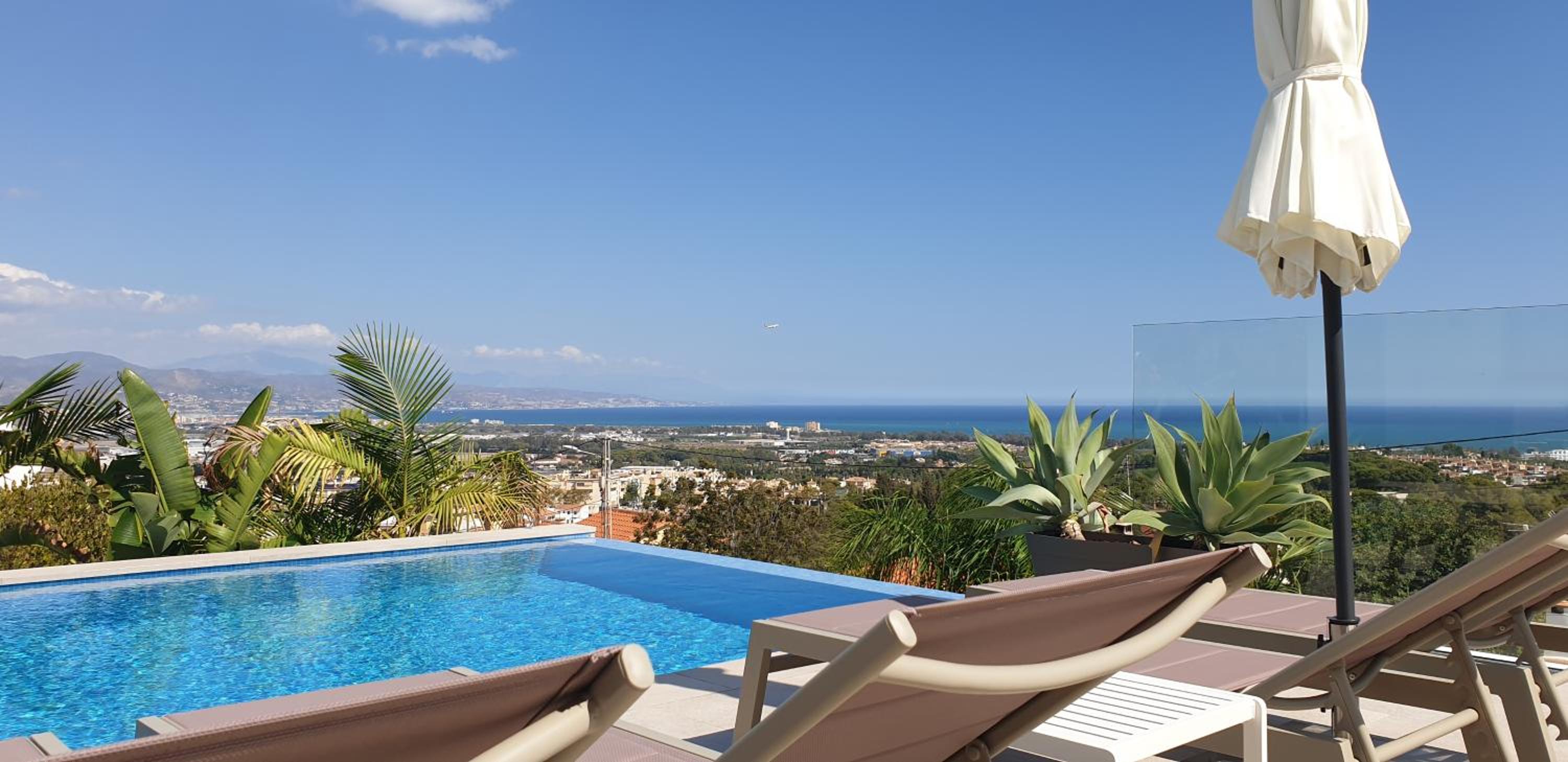 Happyplace Malaga - Villa with Panoramic Sea View Heated Infinity Saltwater Pool photo 3