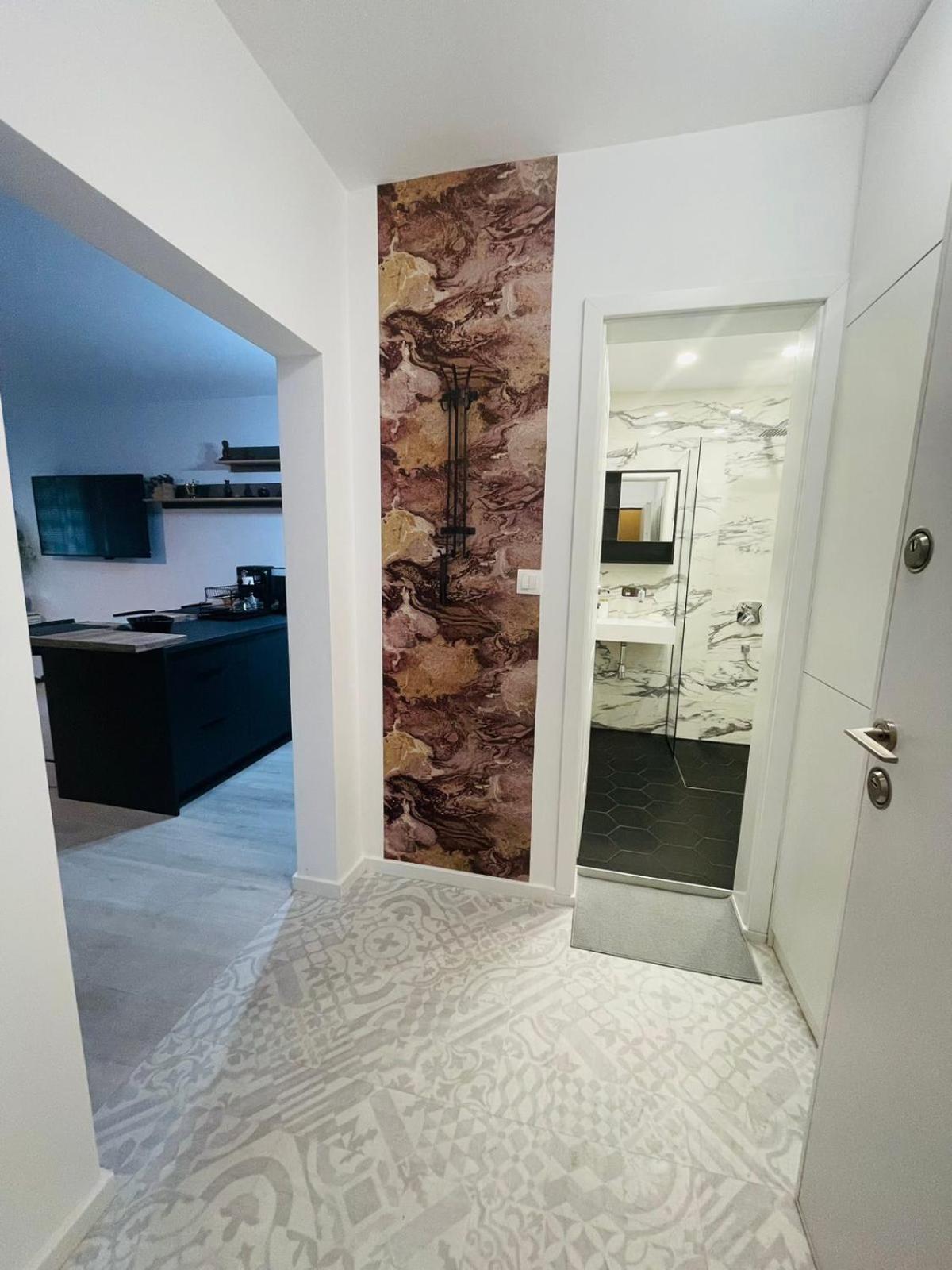 Apartament-DEMIAN