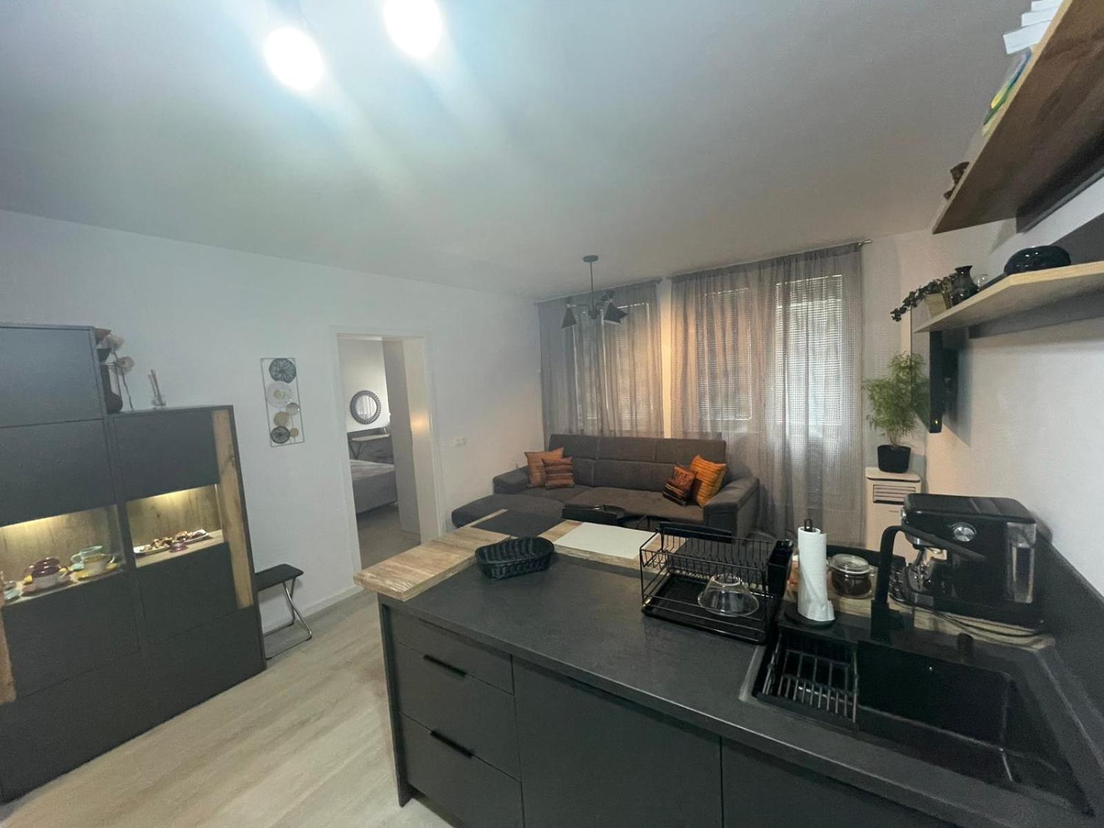Apartament-DEMIAN
