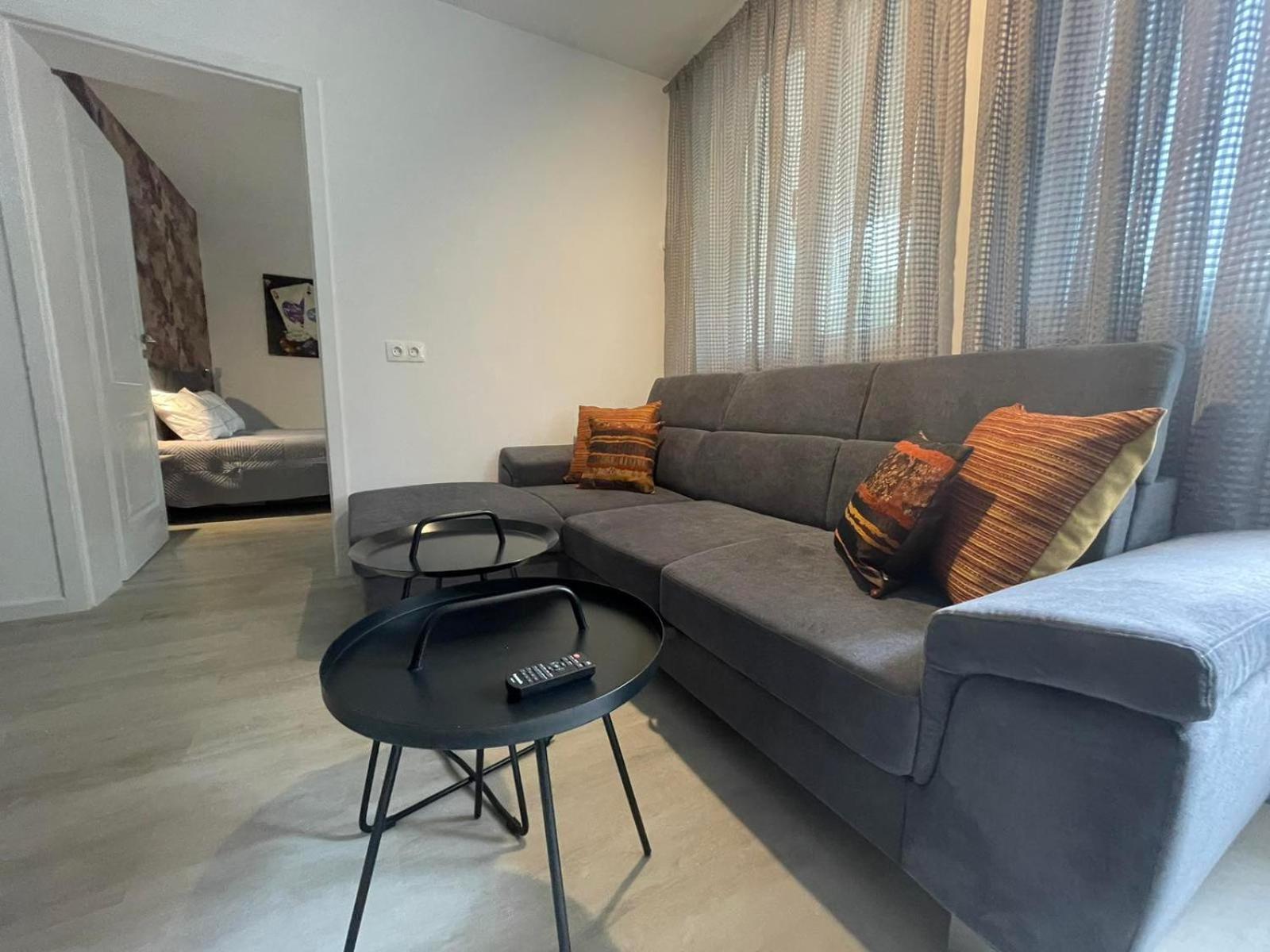 Apartament-DEMIAN