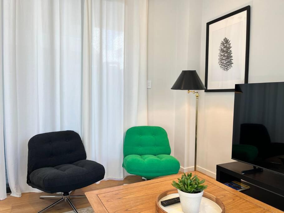 Sunny and Quiet Townhouse