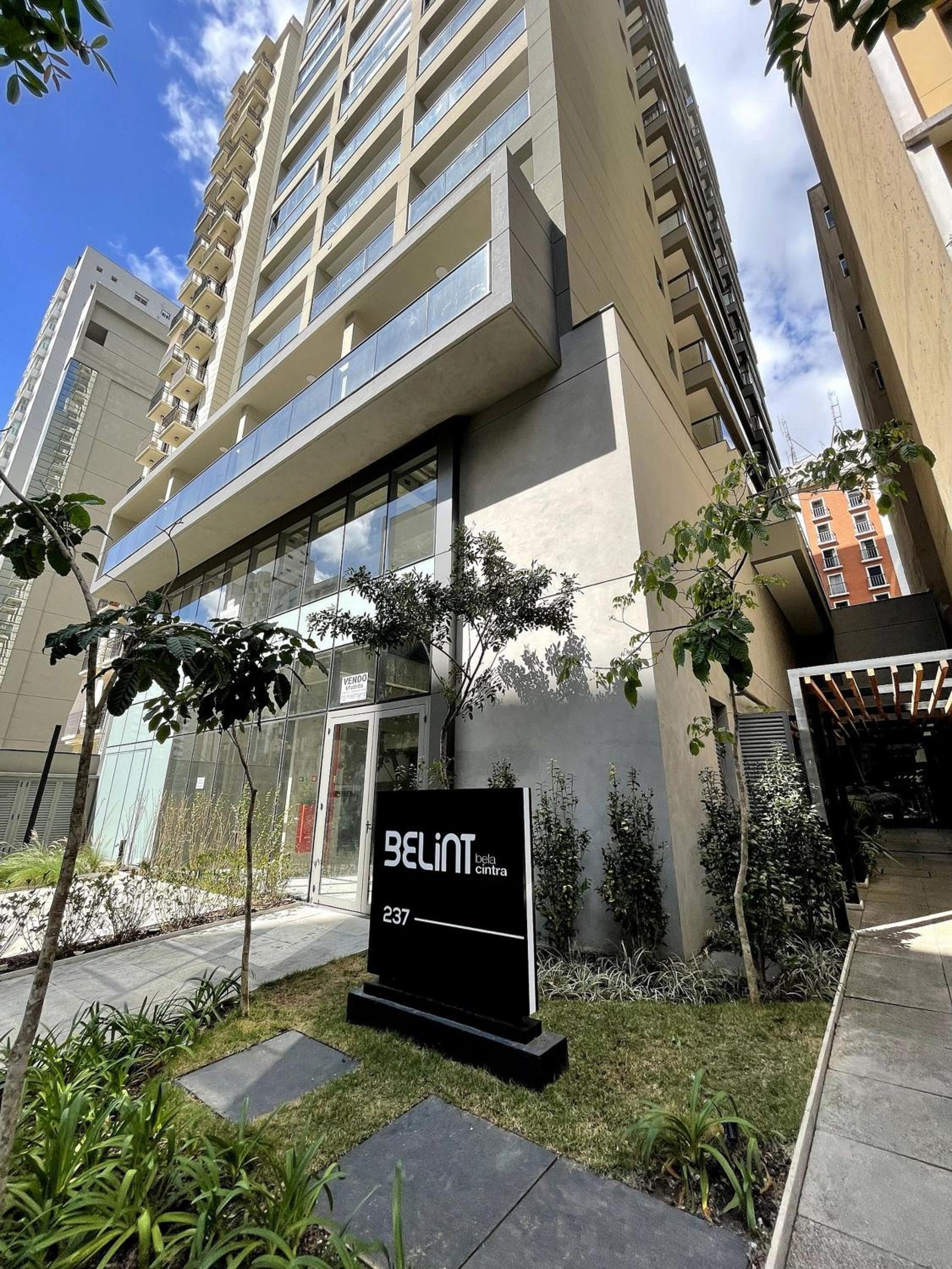 Belint Bela Cintra: 5 minutes from Paulista with rooftop pool