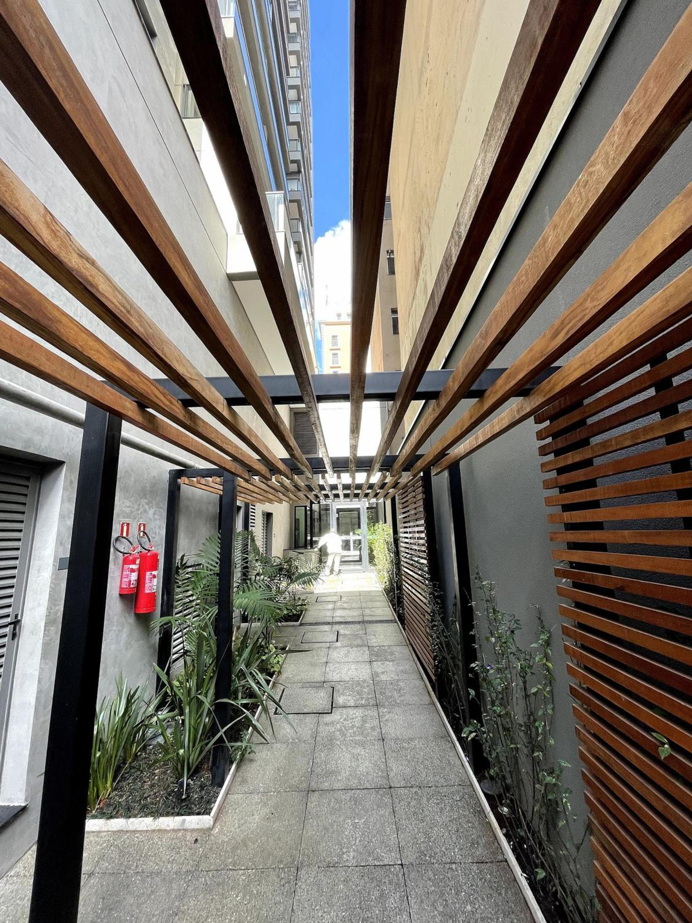 Belint Bela Cintra: 5 minutes from Paulista with rooftop pool