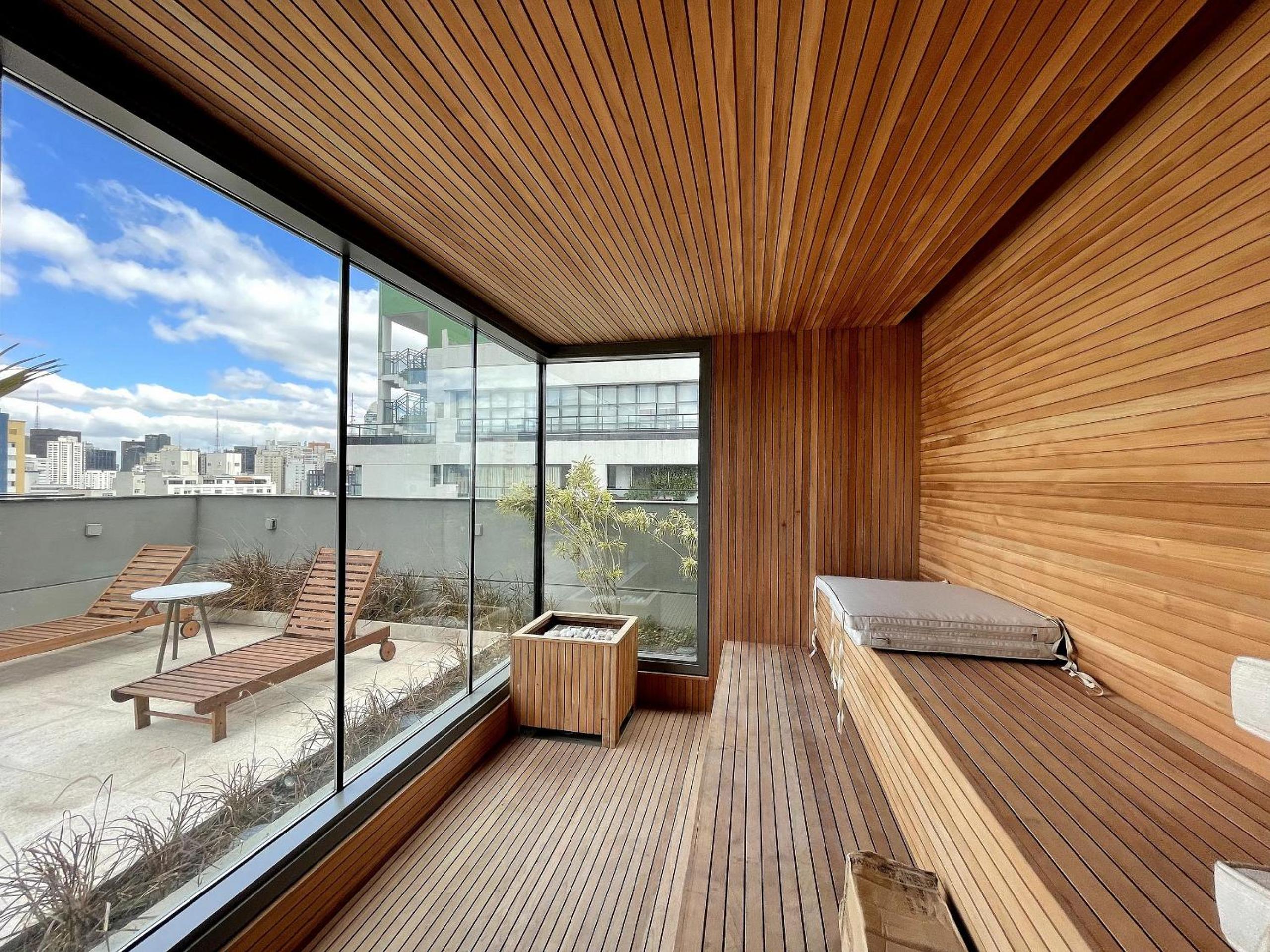 Belint Bela Cintra: 5 minutes from Paulista with rooftop pool