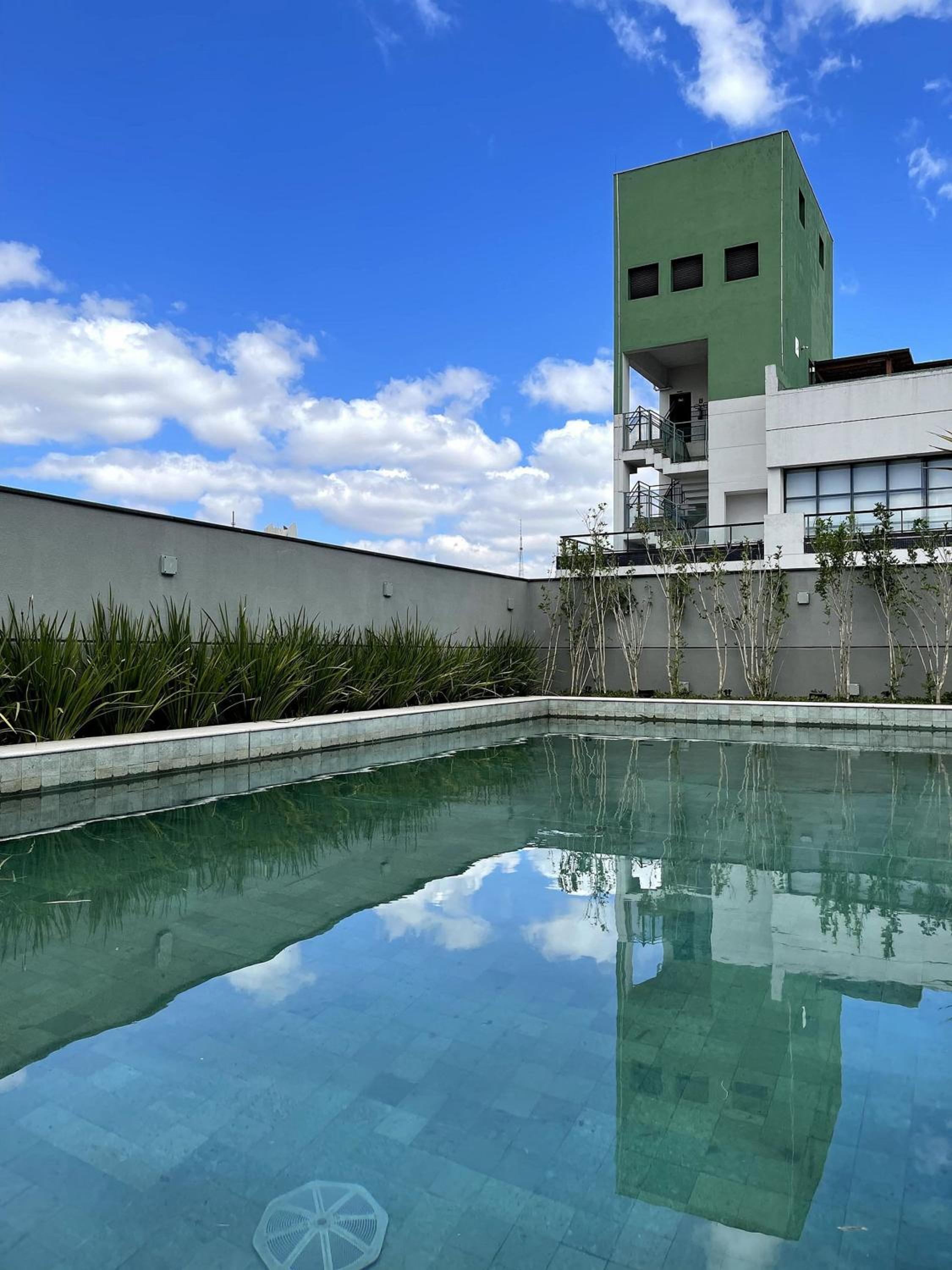 Belint Bela Cintra: 5 minutes from Paulista with rooftop pool