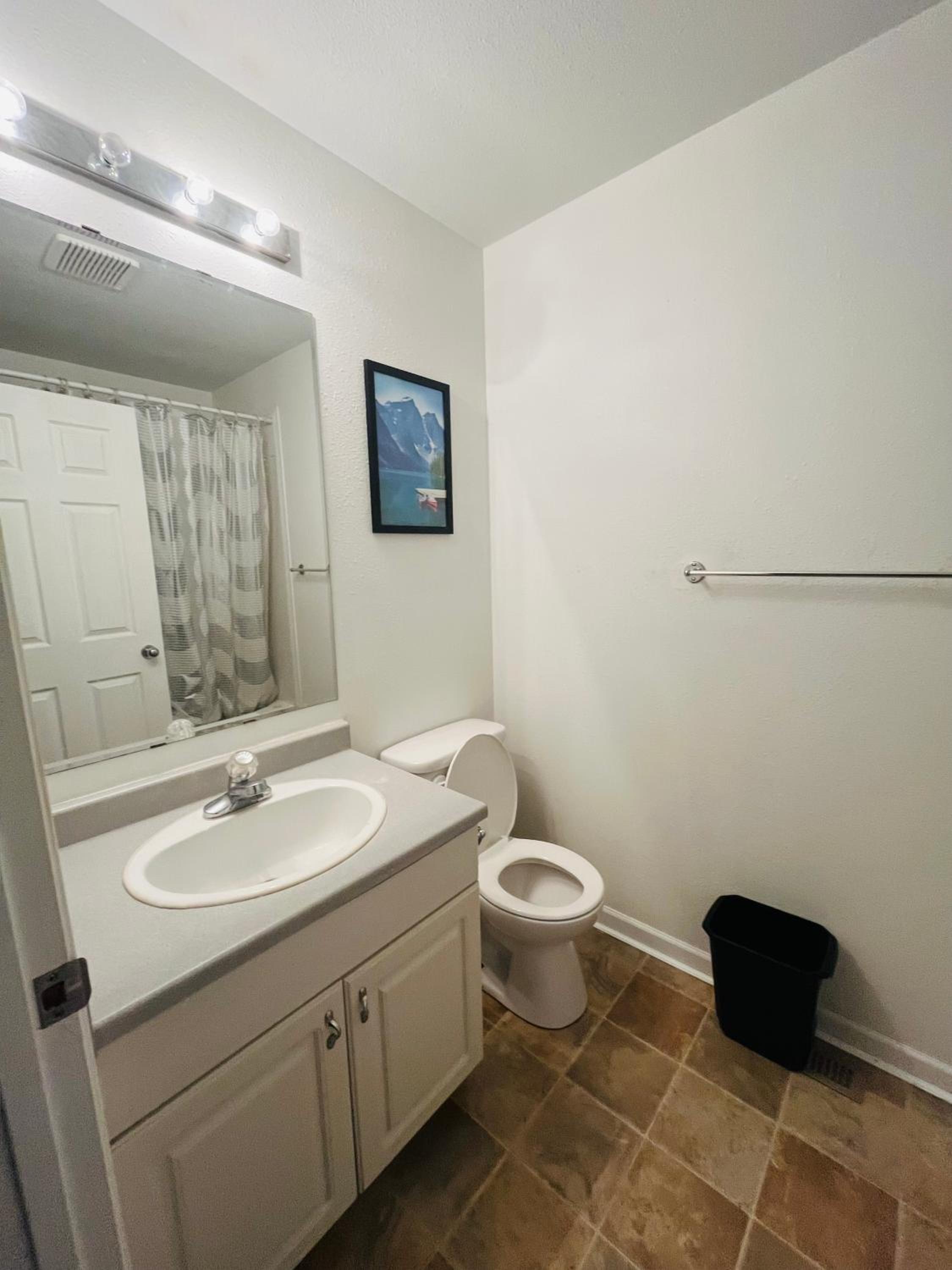 Private Room in Sundre