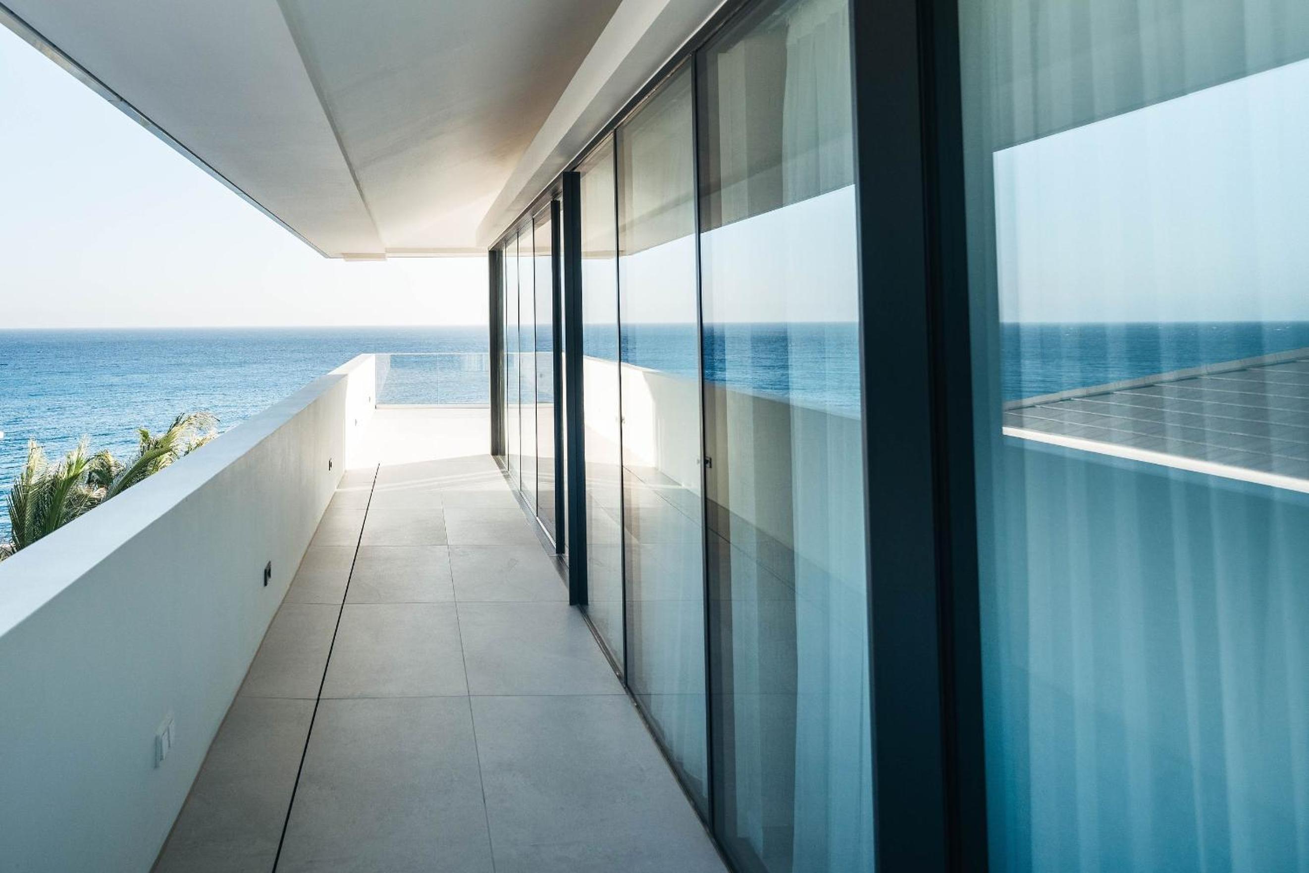 Bocazul 5 Seafront Villa
