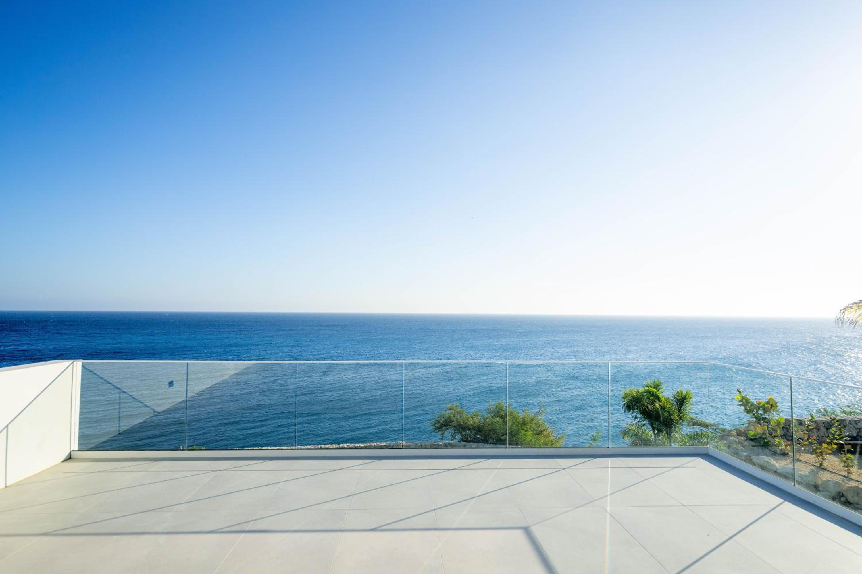 Bocazul 5 Seafront Villa