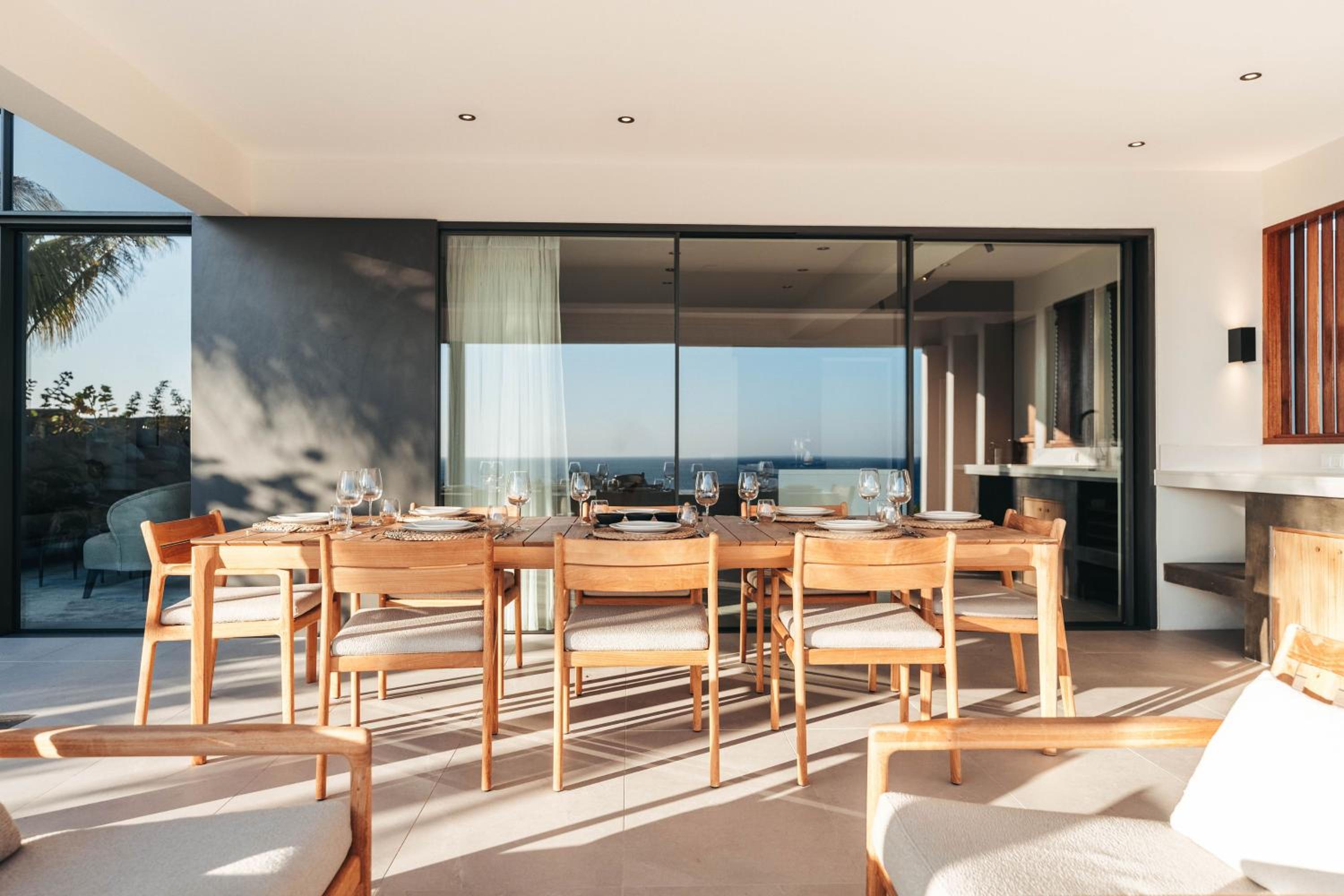 Bocazul 5 Seafront Villa